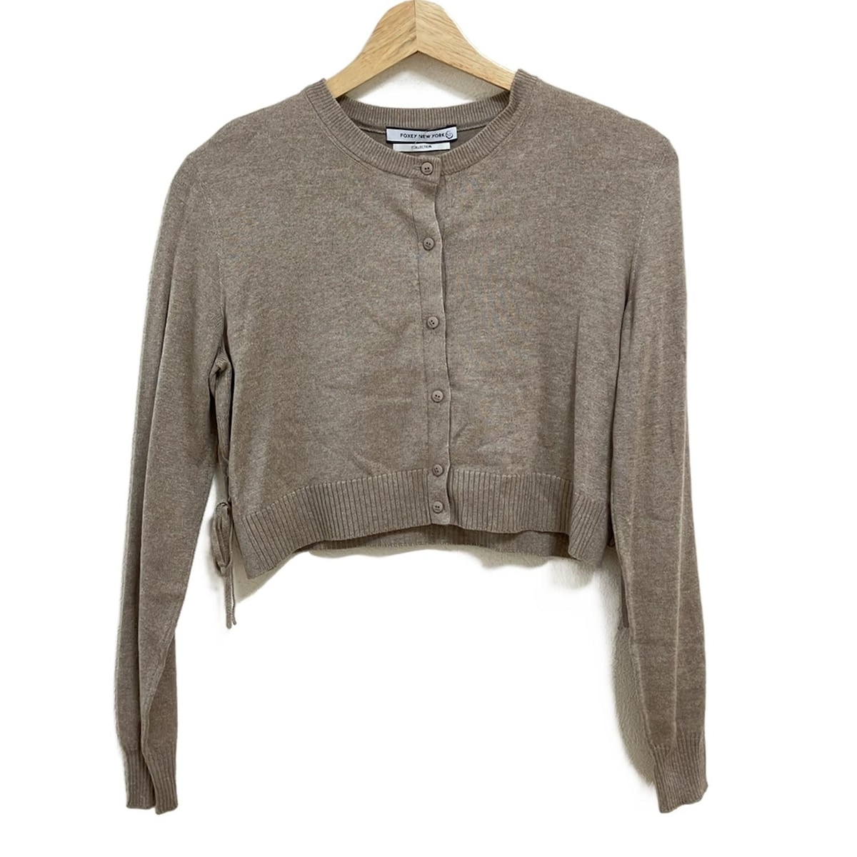 【中古】FOXEY NEW YORK(フォクシーニューヨーク) カーディガン ベージュ