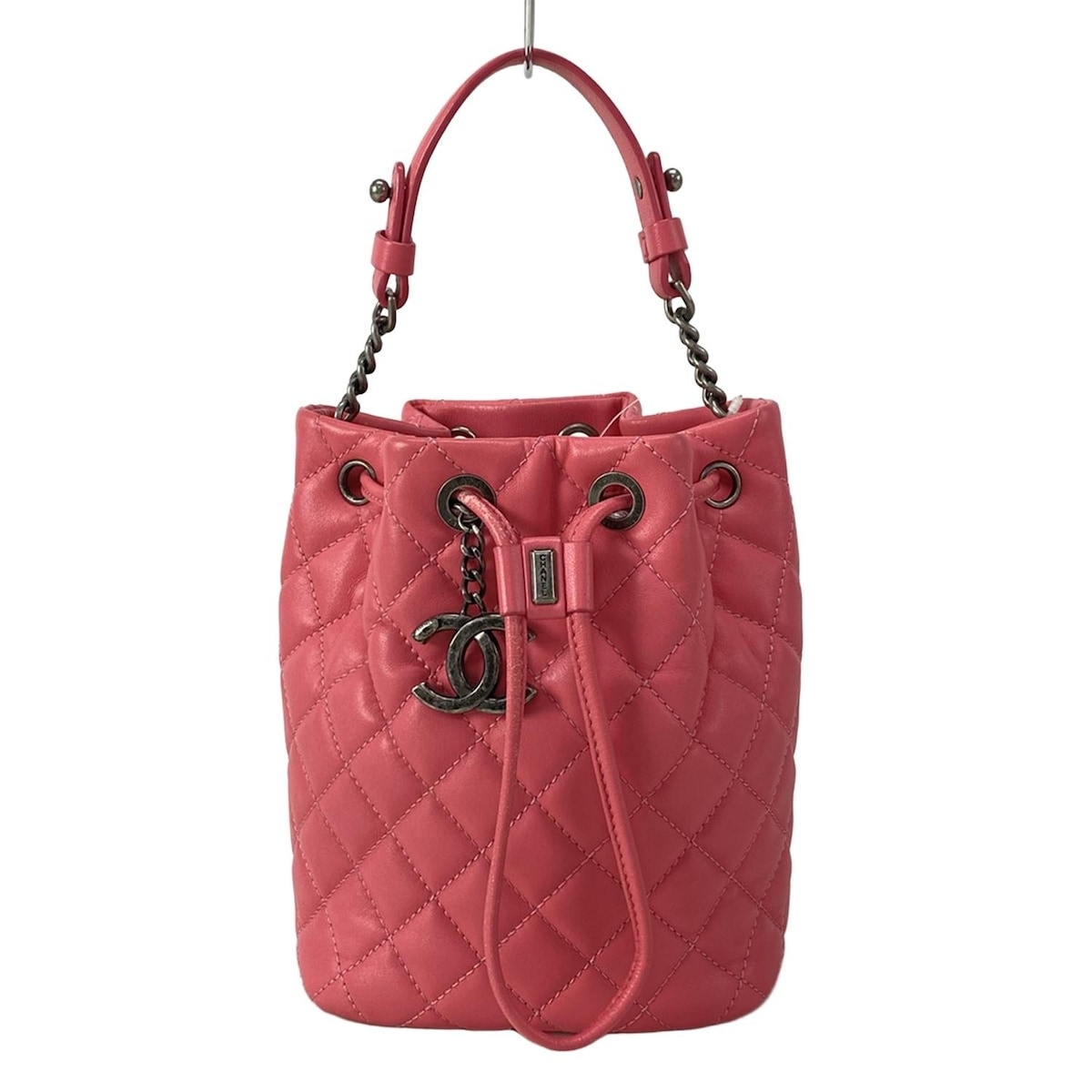 激レア❤CHANEL❤レッドラメ巾着ショルダーバッグゴールドチェーン 楽天市場】シャネル 巾着 チェーン ショルダーの通販