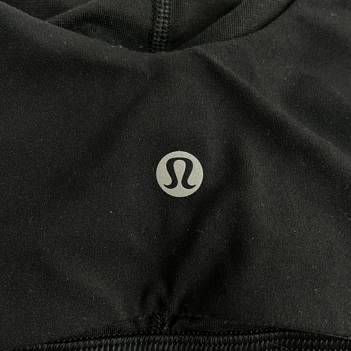 【新着】【中古】lululemon(ルルレモン) ベアトップ ブラトップ 黒