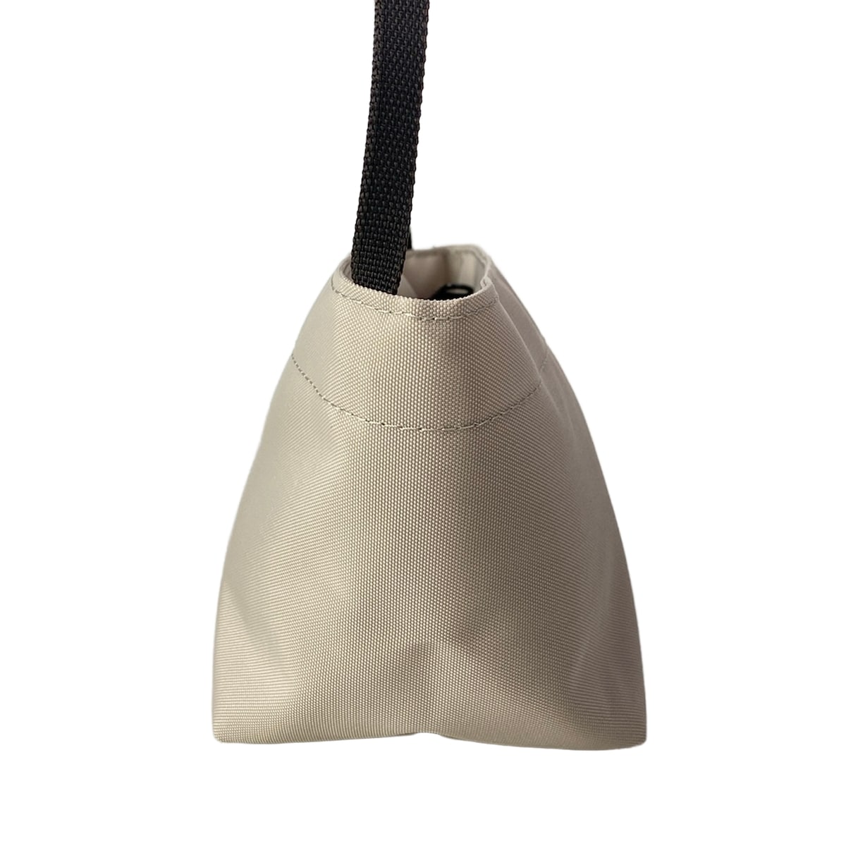 【新着】【中古】Herve Chapelier(エルベシャプリエ) ナイロン舟型ショルダーバッ...