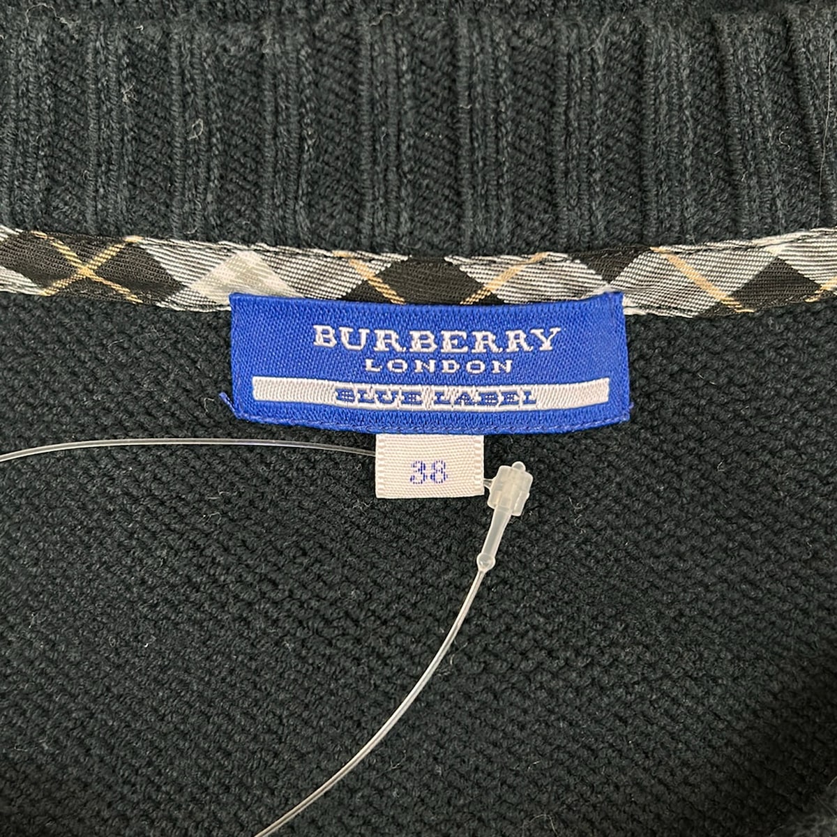 新着 中古 Burberry Blue Label(バーバリーブルーレーベル) カーディガン 長袖 ダークネイビー brandear-store-22658214 ブランディア 楽天市場店 サンプル画像3