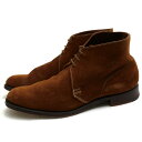 BRANDINGの全商品で利用可↓↓1%OFFクーポン↓↓CROCKETT＆JONES クロケット＆ジョーンズ チャッカブーツ メンズ CHUKKA チャッカ 牛革商品説明クロケット＆ジョーンズ(Crockett & Jones)は、イギリスのノーザンプトンで、1879年、ジェームズ・クロケットと義理兄弟のチャールズ・ジョーンズが創業。イギリスのノーサンプトンはチャーチ、トリッカーズなど、多くの伝統ある靴のブランドが多く拠点を置く地域だが、その中でもクロケット＆ジョーンズは最大級の規模を誇るブランド。大きな工場を持ち、世界中で最も多くの木型の種類を持つ靴メーカーとして知られ、デザインバリエーションや素材選びなど多くの選択肢をもっている。また生産ラインを、合理的かつ効率的に組み立てているため、エドワードグリーンなど、他の老舗ブランドより価格がやや低くなっている。価格帯とバリエーションの豊富さ、丈夫さから、ビスポーク系の靴の入門的なブランドとしても親しまれている。上質で滑らかなスエード素材を使用し、やさしく足を包み込むような抜群の履き心地。複雑な縫合により優れた耐久性を実現するグッドイヤーウェルト製法を採用。癖のないスタンダードなデザインなので、年代問わずにご利用いただけます。商品詳細◆ブランド名　CROCKETT＆JONES◆サイズ表記　UK6.5◆日本サイズ参考　約25.0-25.5cm◆サイズ詳細　アウトソール 約28.7cm ワイズ 約9.5cm ヒール 約2.5cm ブーツ高さ 約13.5cm◆仕様　ワイズD◆特徴　プレーントゥ レザーソール グッドイヤーウェルト製法◆型番　CHUKKA チャッカ◆生産国　イギリス◆素材　上質な革 スエードレザー◆素材詳細　牛革◆色　ブラウン 茶◆商品状態　中古品-良い