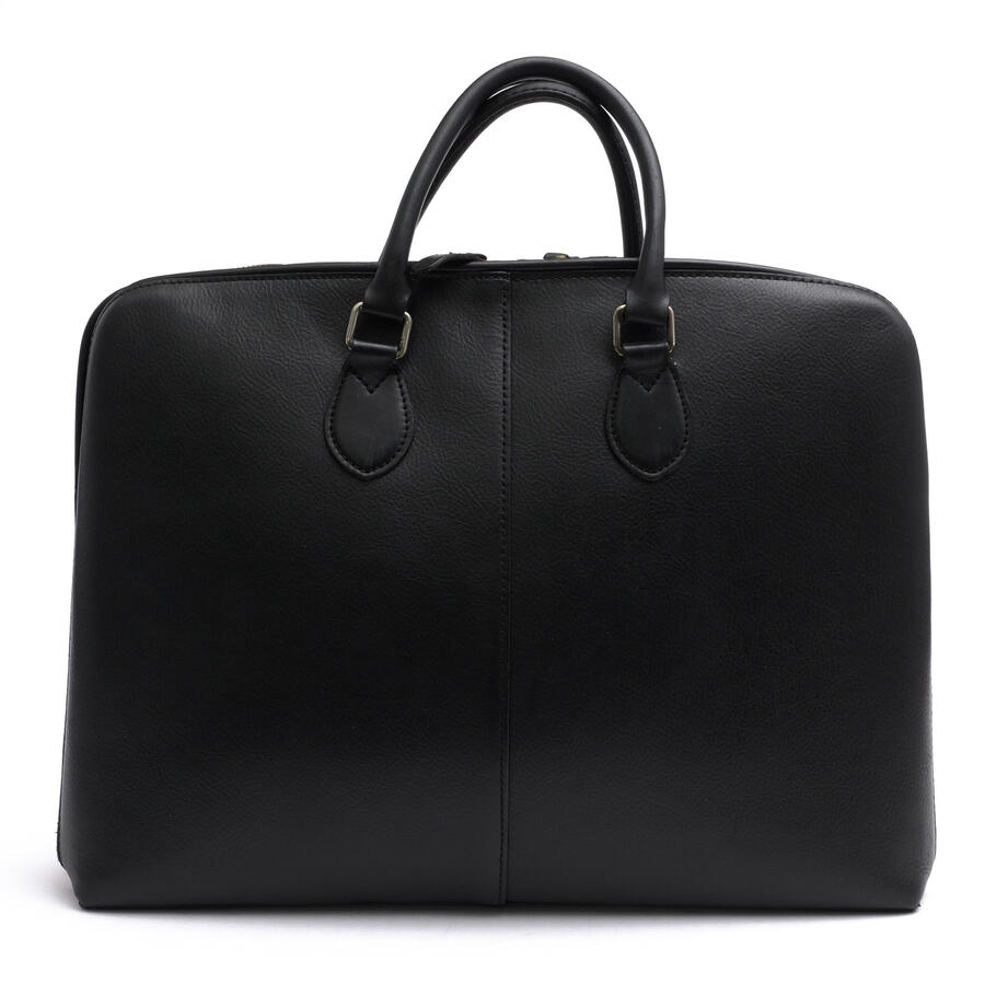 BRANDINGの全商品で利用可↓↓1%OFFクーポン↓↓PORTER ポーター 吉田カバン ビジネスバッグ メンズ 017-03640 CAMIE BRIEFCASE カミー 牛ステア 型押し商品説明ホテルなどでお客様の鞄を預かるポーターという職業が 常に鞄に触れ、最も鞄の良さを知る者と考え、ブランド名に起用。吉田の技術と伝統をいかした吉田カバンのメインブランド。吉蔵が掲げた「一針入魂」を社是に、現在も在り続けています。それは、きちんとしたもの作りであり、海外生産をやらないことであり、物心両面に渡る職人さんへの配慮、そしてお客様との会話です。一針入魂は無くてはならない吉田カバンのバックボーンです。素材選びからデザイン、縫製に至るすべての工程に手を抜かないものづくりを実現するには熟練した職人の高い技術力が必要です。吉田カバンは、このこだわりに共感し、望むような鞄を作るのは日本の職人をおいて他にないと考え、ブランドを築き上げております。立体的なフォルムに丸みのあるデザイン、玉べり部分にはピアノ線を入れて型崩れしにくいボディに。曲線部分には接ぎ目がなくスタイリッシュ、水面のさざ波を模した“水シボ”の型押しをした牛革を用いており、ゴールドカラーの金具が上品な印象を深めています。曲線部には接ぎ目がないため、洗練された雰囲気で、ビジネスシーンにオススメです。商品詳細◆ブランド名　PORTER◆サイズ詳細　横幅 約40.5cm、縦幅 約30cm、マチ 約9cm◆仕様　ファスナーポケット×2 カードポケット×1 ペンホルダー×1◆特徴　シボ革 シュリンクレザー◆型番　017-03640 CAMIE BRIEFCASE カミー◆生産国　日本◆素材　上質な革 レザー◆素材詳細　牛ステア 型押し◆色　ブラック 黒◆商品状態　中古品-良い