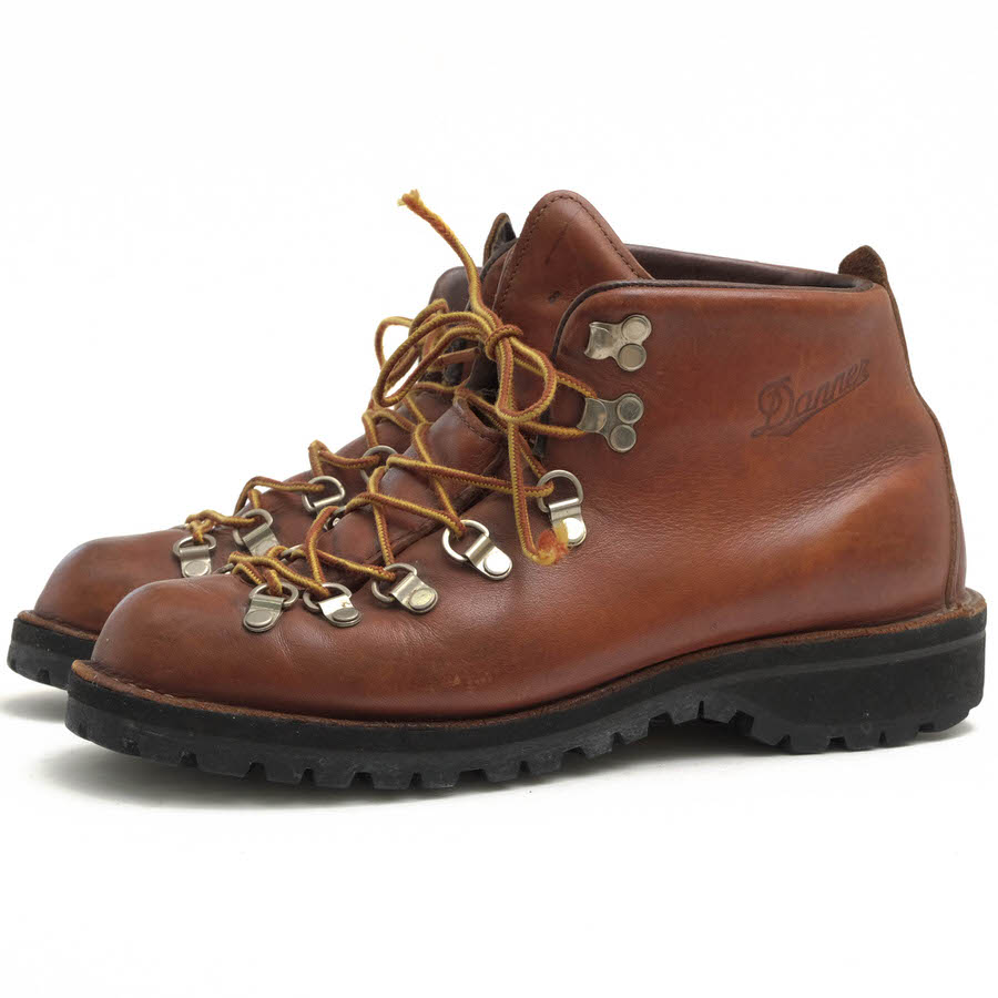 Danner マウンテンブーツ ダナー D3052 MOUNTAIN LIGHT マウンテンライト 牛革 GORE-TEX ゴアテックス Vibramソール ステッチダウン製法 【中古】