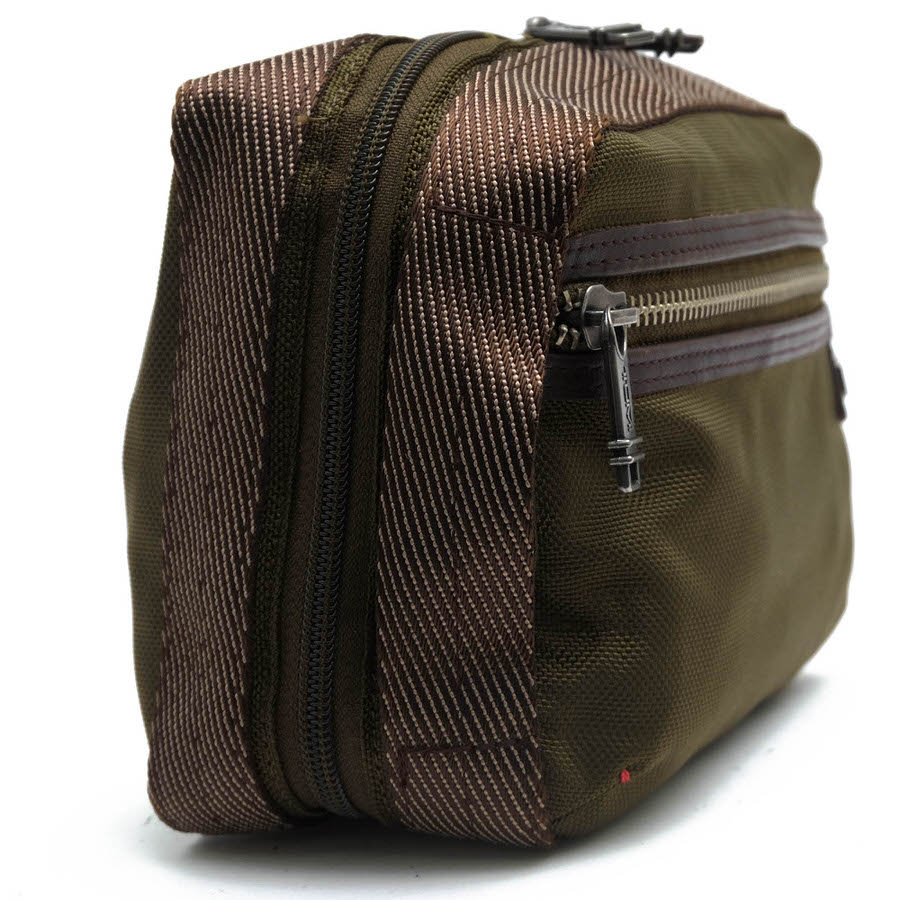 TUMI セカンドバッグ/クラッチバッグ トゥミ 22391OLH Riley Carry on Travel Kit ...