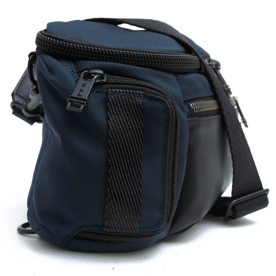 TUMI ショルダーバッグ トゥミ 232399NVY Kelley Sling ケリー スリングバッグ バリスティックナイロン ナパレザー 牛革 ボディバッグ 【中古】