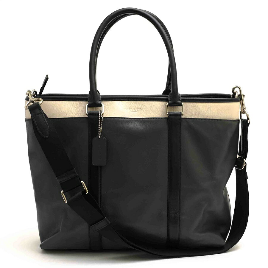 BRANDINGの全商品で利用可↓↓1%OFFクーポン↓↓COACH コーチ トートバッグ メンズ F57568 Perry Business Tote In Colorblock ペリー ビジネストート カラーブロック ペブルドレザー 牛革商品説明1941年、アメリカ、ニューヨークのマンハッタン、小さなロフトで生まれたコーチは、今や女性と男性のための洗練された高級ハンドバッグ、アクセサリー、ギフトを扱う、代表的なファッション・アクセサリー・ブラントになりました。シンプルでいて、機能的なバッグ。伝統のレザー商品から、新しい素材とレザーの組み合わせ、パステルカラーや原色などを積極的に取り入れ、スタイリッシュブランドへと変貌をとげた「COACH」。現在、世界25ヶ国以上の国々で事業を展開しているコーチは、「高い品質」「揺るぎない本物志向」「優れた価値」の伝統を忠実に守るグローバル・ブランドです。何十年もの間、コーチはクラフツマンシップの伝統を忠実に守り続けてきました。歴史と伝統に対するブランドの忠誠心は変わりません。コーチでは職人が中心にあり、彼らのクオリティへの献身がコーチ・ブランドを活気づけてきました。アメリカを代表する老舗ハンドバッグブランドとして、これからも世界中の人々に愛され続けていくことでしょう。異なるカラーリングのレザーを組み合わせた贅沢なトートバッグ。内側にはノートパソコンなどを収納可能なスリーブポケットがあります。付属のショルダーストラップを付ければ、ショルダーバッグとしてもご利用いただけます。商品詳細◆ブランド名　COACH◆サイズ詳細　横幅 約37.5cm、縦幅 約32cm、マチ 約13.5cm、ショルダー長さ 約135cm◆仕様　ポケット×3 ファスナーポケット×1 ペンホルダー×1◆型番　F57568 Perry Business Tote In Colorblock ペリー ビジネストート カラーブロック◆素材　上質な革 レザー◆素材詳細　ペブルドレザー（牛革）◆色　グレー 灰色◆商品状態　中古品-良い◆備考　GRAPHITE/BLACK/CHALK