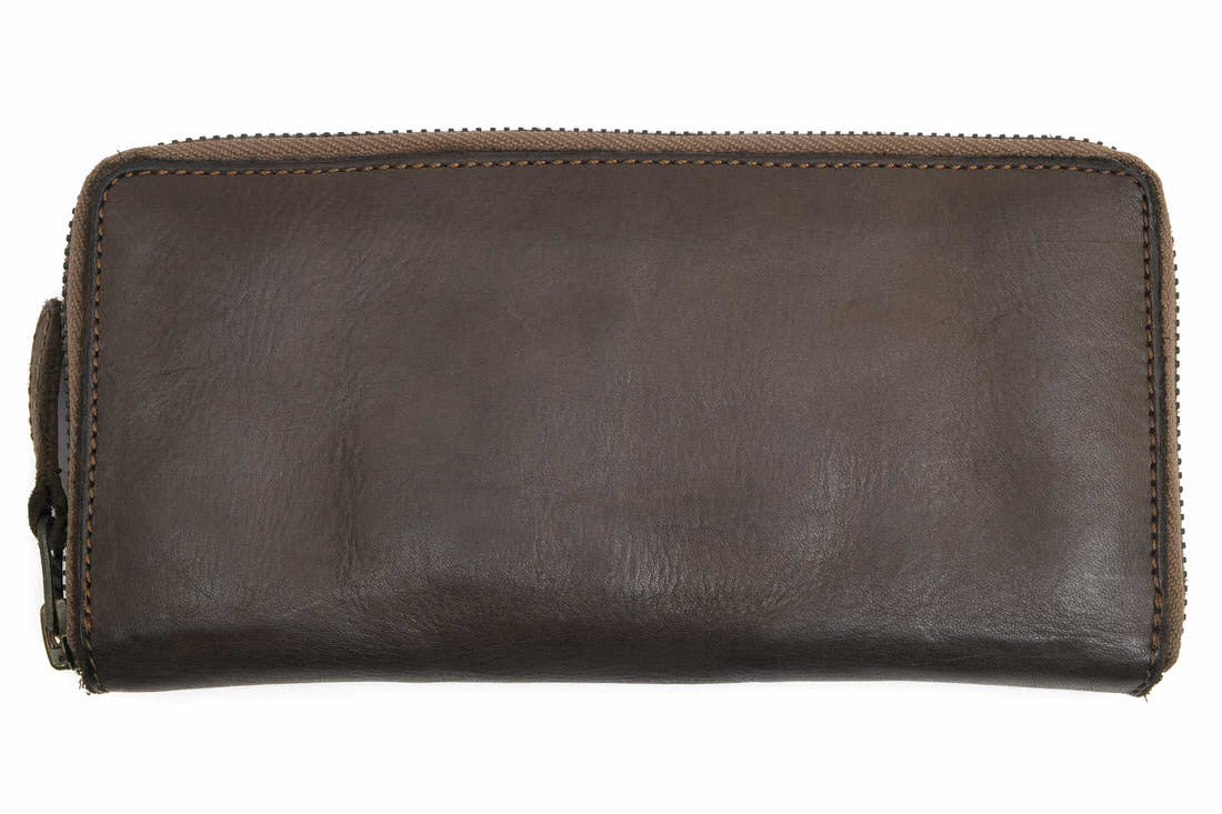 CHRISTIAN PEAU 長財布 クリスチャンポー B-004VCW cow leather 牛革 小銭入れあり ユニセックス 男女兼用 ラウンドジップ ラウンドファスナー 【中古】