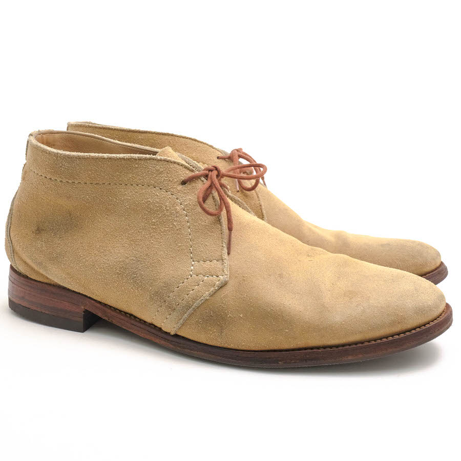ブランディングのTricker's チャッカブーツ トリッカーズ M7169 CHUKKA BOOTS 牛革 アンラインド仕様 プレーントゥ レザーソール グッドイヤーウェルト製法 【中古】｜アングル2