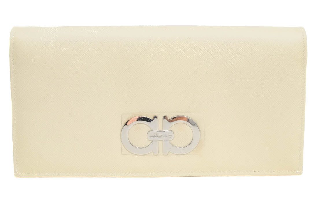 フェラガモ/Salvatore Ferragamo/JP-22-7698 MAGNOLIA PEBBLE CALF 長財布 【中古】