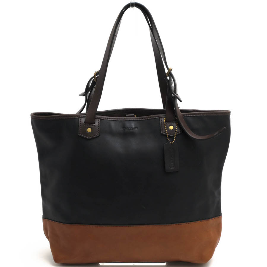 BRANDINGの全商品で利用可↓↓1%OFFクーポン↓↓COACH / コーチCOACH コーチ トートバッグ 71429 Bleecker Colorblock Shopper ブリーカー カラーブロック ショッパー 牛革 カーフ商品説明1941年、アメリカ、ニューヨークのマンハッタン、小さなロフトで生まれたコーチは、今や女性と男性のための洗練された高級ハンドバッグ、アクセサリー、ギフトを扱う、代表的なファッション・アクセサリー・ブラントになりました。シンプルでいて、機能的なバッグ。伝統のレザー商品から、新しい素材とレザーの組み合わせ、パステルカラーや原色などを積極的に取り入れ、スタイリッシュブランドへと変貌をとげた「COACH」。現在、世界25ヶ国以上の国々で事業を展開しているコーチは、「高い品質」「揺るぎない本物志向」「優れた価値」の伝統を忠実に守るグローバル・ブランドです。何十年もの間、コーチはクラフツマンシップの伝統を忠実に守り続けてきました。歴史と伝統に対するブランドの忠誠心は変わりません。コーチでは職人が中心にあり、彼らのクオリティへの献身がコーチ・ブランドを活気づけてきました。アメリカを代表する老舗ハンドバッグブランドとして、これからも世界中の人々に愛され続けていくことでしょう。ブリーカーシリーズの上品なショッパートート。くったりとした馴染みやすい柔らかい上質レザーを使用しており、A4サイズを収納可能。マチもしっかりあって、中身を取り出しやすい広めの間口にはクリップが付いています。持ち手は、ベルト式で調節可能になっているので、持ち方や気分に合わせて長さを変えることができます。商品詳細◆ブランド名　COACH◆サイズ詳細　(下部）横幅 約34cm、縦幅 約33cm、マチ 約12cm◆仕様　ファスナーポケット×1◆特徴　A4サイズ収納可能 シボ革 シュリンクレザー 肩掛け ワンショルダーバッグ バイカラー◆型番　71429 Bleecker Colorblock Shopper ブリーカー カラーブロック ショッパー◆素材　上質な革 レザー◆素材詳細　牛革（カーフレザー）◆色　ブラック 黒◆商品状態　中古品-良い◆備考　ブラウン×ブラック