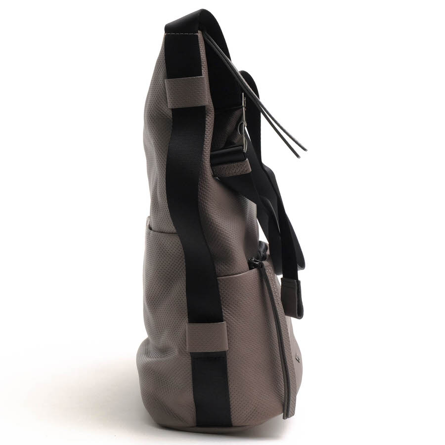 トゥミ/TUMI/734302GE MEZZANINE Zenya Hobo ショルダーバッグ 【中古】