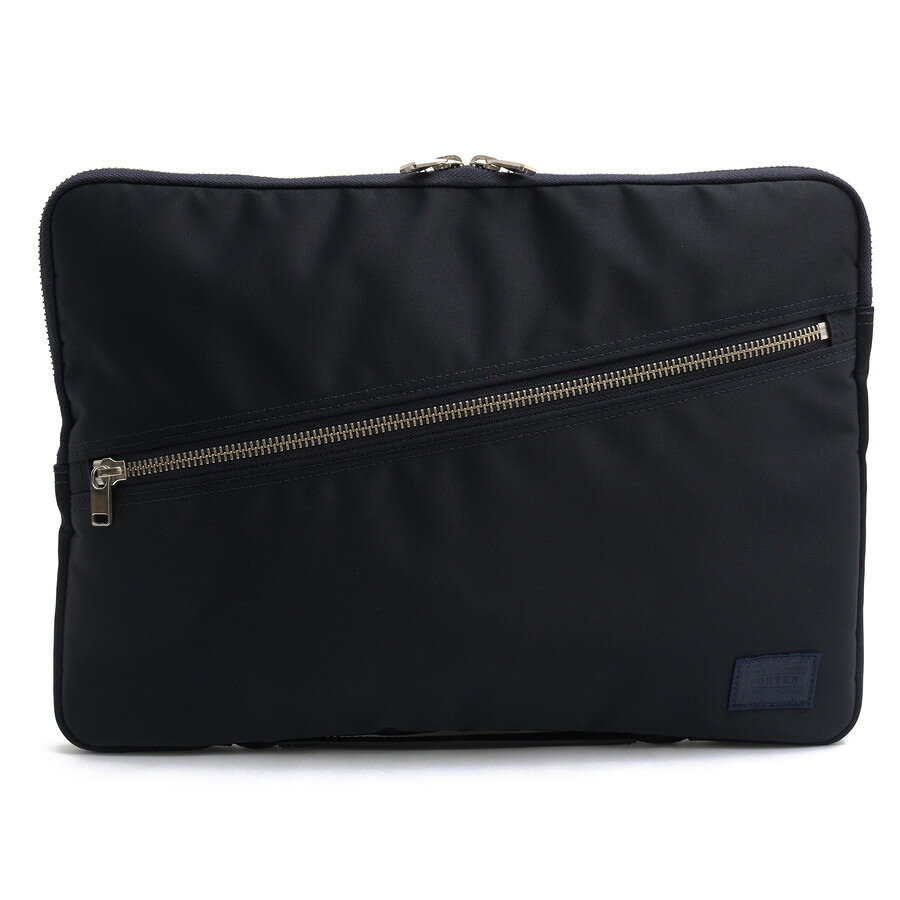 BRANDINGの全商品で利用可↓↓1%OFFクーポン↓↓PORTER / ポーター 吉田カバンPORTER ポーター 吉田カバン セカンドバッグ/クラッチバッグ 822-16105 LIFT DOCUMENT CASE 超高密度ナイロンツイル PVC商品説明ホテルなどでお客様の鞄を預かるポーターという職業が 常に鞄に触れ、最も鞄の良さを知る者と考え、ブランド名に起用。吉田の技術と伝統をいかした吉田カバンのメインブランド。吉蔵が掲げた「一針入魂」を社是に、現在も在り続けています。それは、きちんとしたもの作りであり、海外生産をやらないことであり、物心両面に渡る職人さんへの配慮、そしてお客様との会話です。一針入魂は無くてはならない吉田カバンのバックボーンです。素材選びからデザイン、縫製に至るすべての工程に手を抜かないものづくりを実現するには熟練した職人の高い技術力が必要です。吉田カバンは、このこだわりに共感し、望むような鞄を作るのは日本の職人をおいて他にないと考え、ブランドを築き上げております。吉田カバンの原点回帰を思わせるLIFTシリーズ。本体生地は2種類の糸を用い、経糸には210デニールのナイロン糸、緯糸には中空状の繊維をあわせて紡績され超高密度に織り上げています。内装にはナイロンオックス生地の表面にシリコンコーティング加工を施し、耐久性を高めています。シンプルなデザインですが、随所にこだわりのあるシリーズ。単体やインナーバッグとしても使用いただけ、フラットなフォルムで収まりの良いデザインです。商品詳細◆ブランド名　PORTER◆サイズ詳細　横幅 約34cm、縦幅 約24cm、マチ 約2cm◆仕様　ポケット×3 ファスナーポケット×2 ペンホルダー×2◆型番　822-16105 LIFT DOCUMENT CASE◆生産国　日本◆素材　上質なナイロン◆素材詳細　表：超高密度ナイロンツイル（PVC加工）裏：ナイロンオックス（表面：シリコンコーティング）（裏面：ウレタンコーティング）付属：牛ステア（コンビネーション鞣し・セミアニリン仕上げ）◆色　ネイビー 紺◆商品状態　中古品-良い