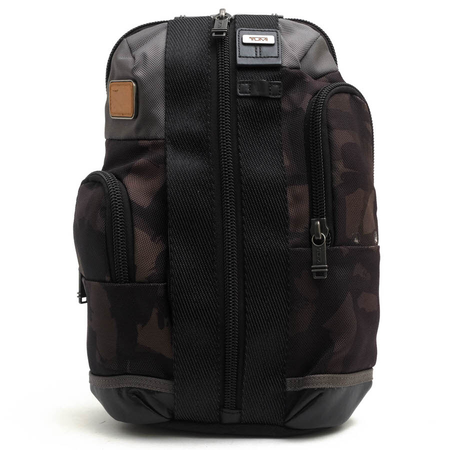 Rakuten - トゥミ/TUMI/222318GC2 ALPHA BRAVO MONTEREY SLIING アルファ ブラヴォ モントレー スリング ショルダーバッグ 【中古】