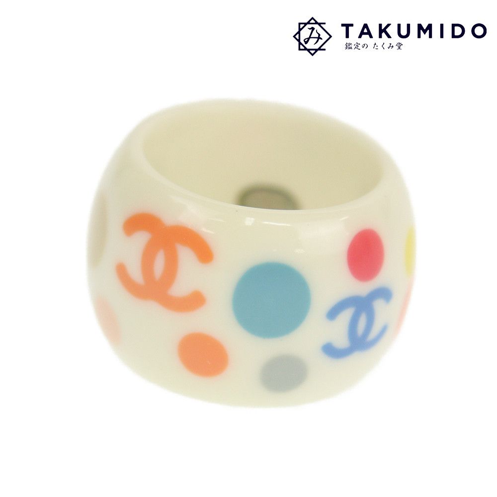 シャネル 指輪 ココマーク プラスチックリング 05C 約13号 中古 ホワイト プラスチック CHANEL 【中古】 | ファッション ブランド 小物 マルチカラー 白 アクセサリー ABランクのサムネイル