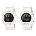 CASIO G-SHOCK Gショック ジーショック カシオ 時計 メンズ レディース 腕時計 ペアウォッチ Metallic Colors メタリックカラーズ SPECIAL COLOR デジタル ホワイト ミラー加工文字板 海外モデル 生産終了 DW-6900NB-7DW-6900NB-7 ★進化をし続けるG-SHOCK(ジーショック)。誰でも1本は持ちたい！そんなタフウォッチはギフトにも喜ばれるブランドです。 ★★★こちらの商品は、腕時計2本セットのペア商品になります。★★★ お二人の大切な記念日の思い出に、形に残る腕時計を…。 ペアウォッチは贈り物に、記念品におすすめです。 ------------------------------------------------------------------ お二人の大切な記念日の思い出に、形に残る腕時計を…。 ペアウォッチは贈り物に、記念品におすすめです。 タフネスを追求し進化を続けるG-SHOCKから、文字板がメタリックに輝く「Metallic Colors（メタリックカラーズ）」のNewモデルが登場。 ベースには、アパレルブランドとのコラボレーションモデルで人気のDW-6900を採用。バンドには波状のドット模様を施した個性的なデザインを取り入れています。ミラー加工文字板がポップなカラーを際立たせ、光沢塗装やカラー液晶により一層インパクトのあるモデルに仕上がりました。アラームやタイマー、ストップウオッチなど実用的な機能も搭載。見た目だけでなく機能性も十分に兼ね備えた、ストリートファッションシーンに映える個性的なモデルです。 ※こちらの商品は時間合わせをせず、入荷したままの状態で発送しております。予めご了承ください。 ■ブランド：CASIO G-SHOCK(カシオ ジーショック) ■商品型番：DW-6900NB-7DW-6900NB-7(海外モデル) ■クオーツ(電池式) ■防水性：20気圧防水 ■機能： ●無機ガラス ●耐衝撃構造（ショックレジスト） ●ケース・ベゼル材質： 樹脂 ●樹脂バンド ●ストップウオッチ（1/100秒（00&#x27;00&quot;00〜59&#x27;59&quot;99）／1秒（1:00&#x27;00&quot;〜23:59&#x27;59&quot;）、24時間計、スプリット付き） ●タイマー（セット単位：1秒、最大セット：24時間、1秒単位で計測、オートリピート） ●マルチアラーム・時報 ●フルオートカレンダー ●12/24時間制表示切替 ●ELバックライト（残照機能付き） ●報音フラッシュ機能（アラーム／時報／タイマー連動発光） ●精度：平均月差±15秒 ●電池寿命：約2年 ●EL：ブルーグリーン ■ケースサイズ (H×W×D): 53.2×50×16.3mm ■質量: 67g ■保証期間：1年間