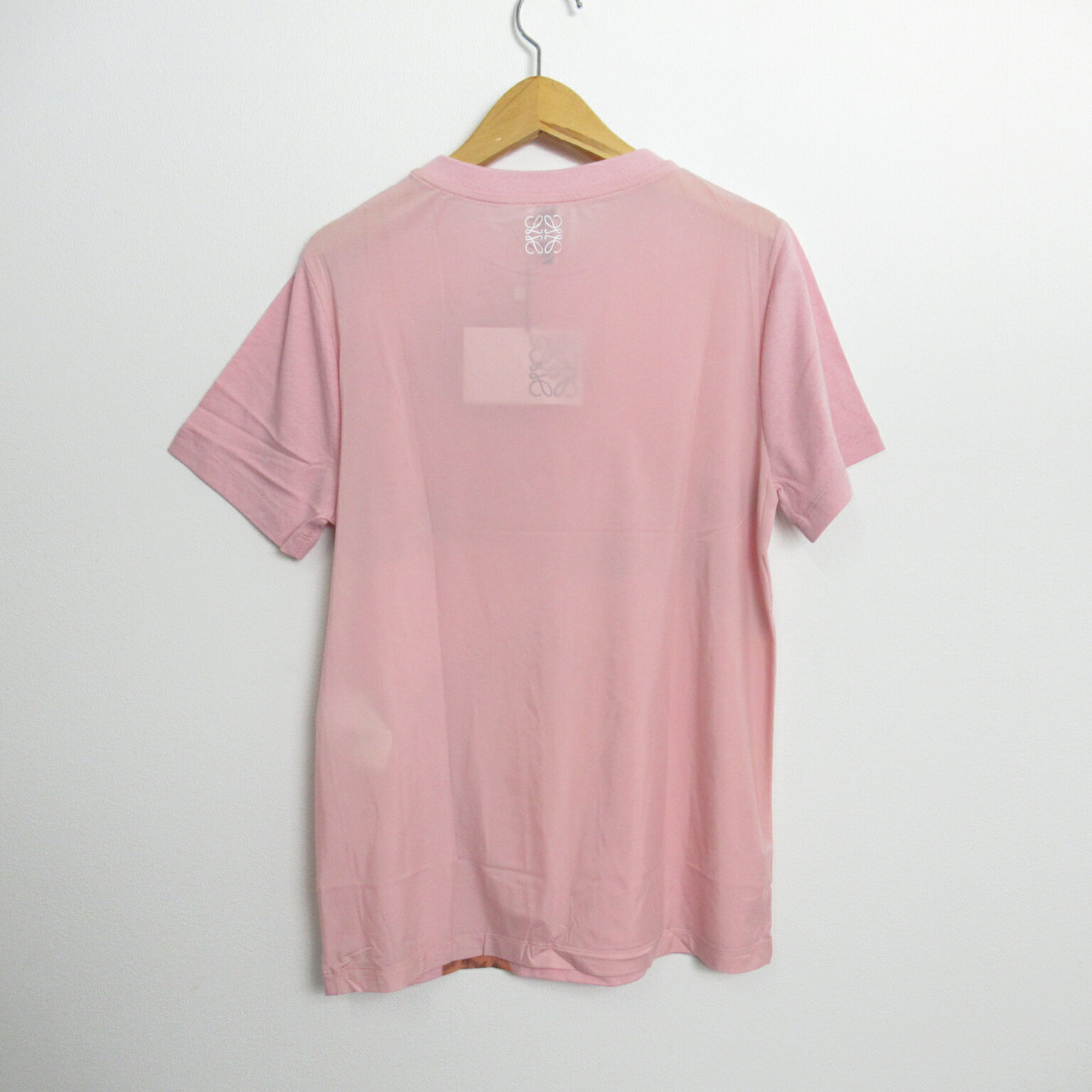 楽天市場】ロエベ LOEWE Tシャツ 半袖Tシャツ 衣料品 トップス 楽天市場】ロエベ LOEWE Tシャツ 半袖Tシャツ 衣料品 トップス