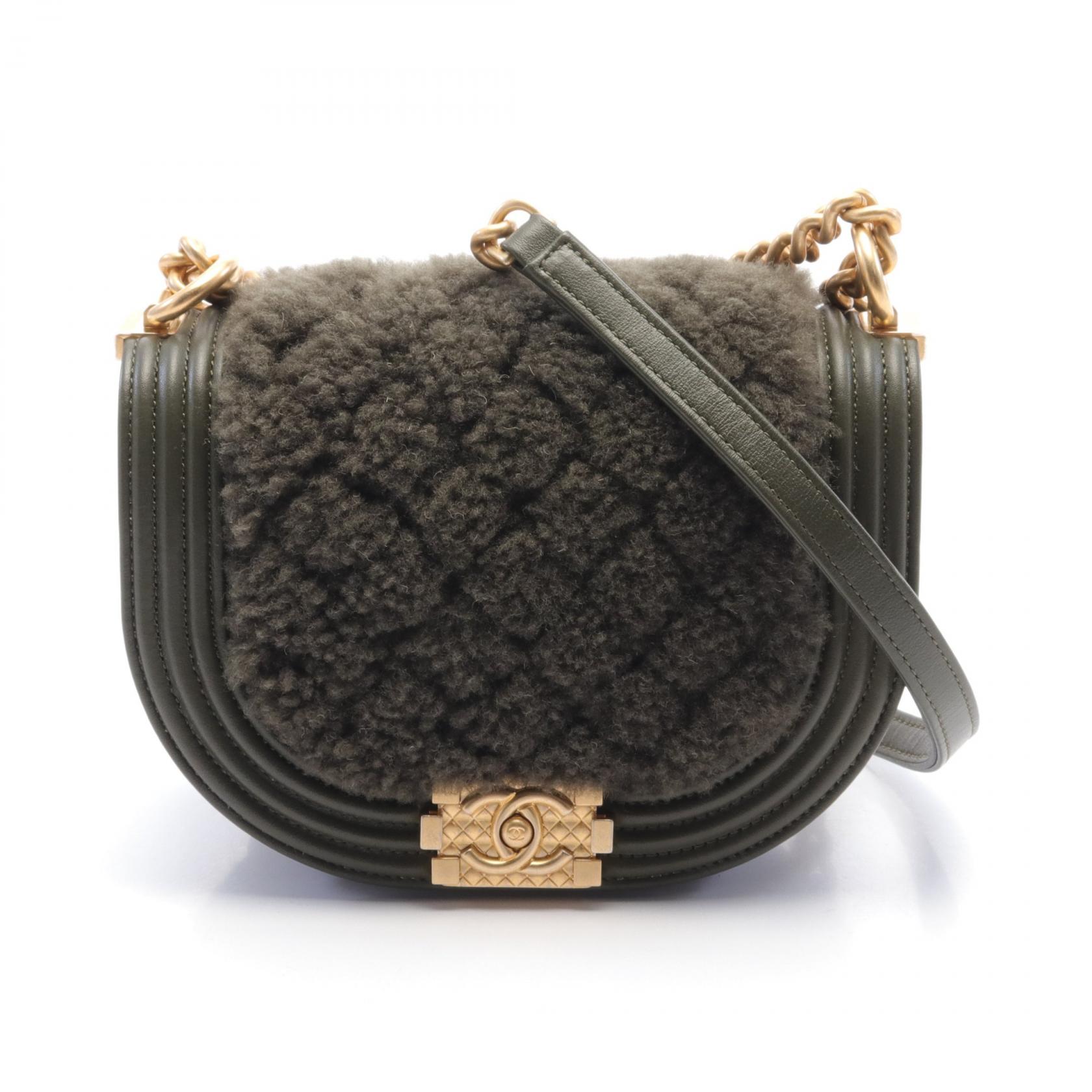 楽天市場】CHANEL ボーイ シャネル(カラーカーキグリーン 楽天市場】CHANEL ボーイ シャネル(カラーカーキグリーン
