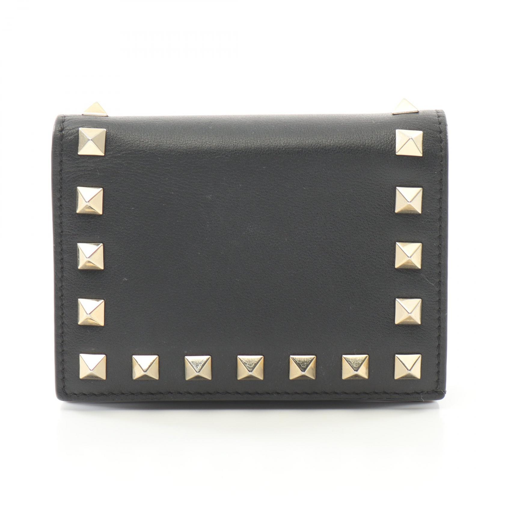楽天市場】VALENTINO ロックスタッズ(形状(財布)二つ折り財布 楽天市場】VALENTINO ロックスタッズ(形状(財布)二つ折り財布
