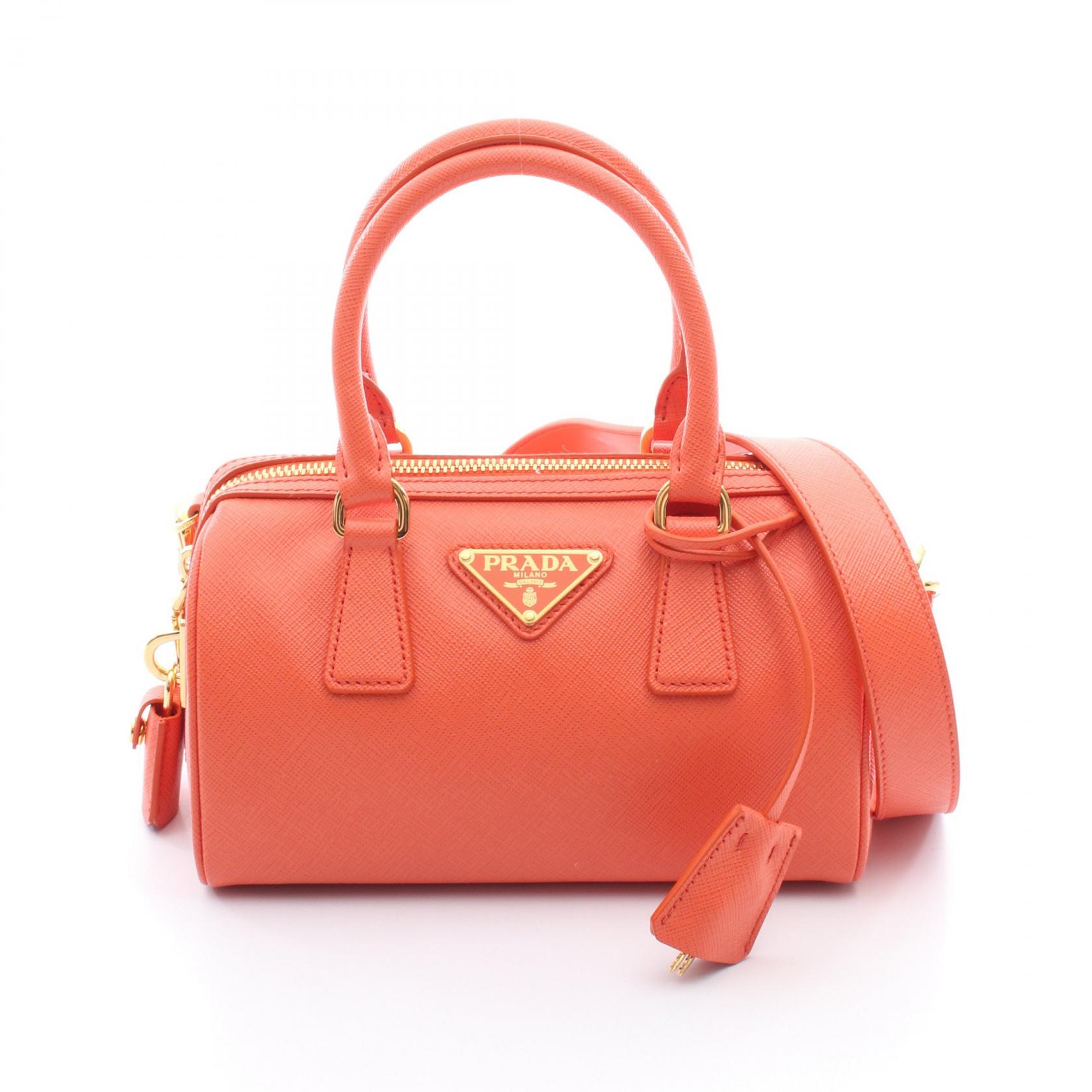【希少】PRADA メタルロゴ入り スモール レザー バッグ オレンジ 楽天市場】プラダ サフィアーノ オレンジの通販