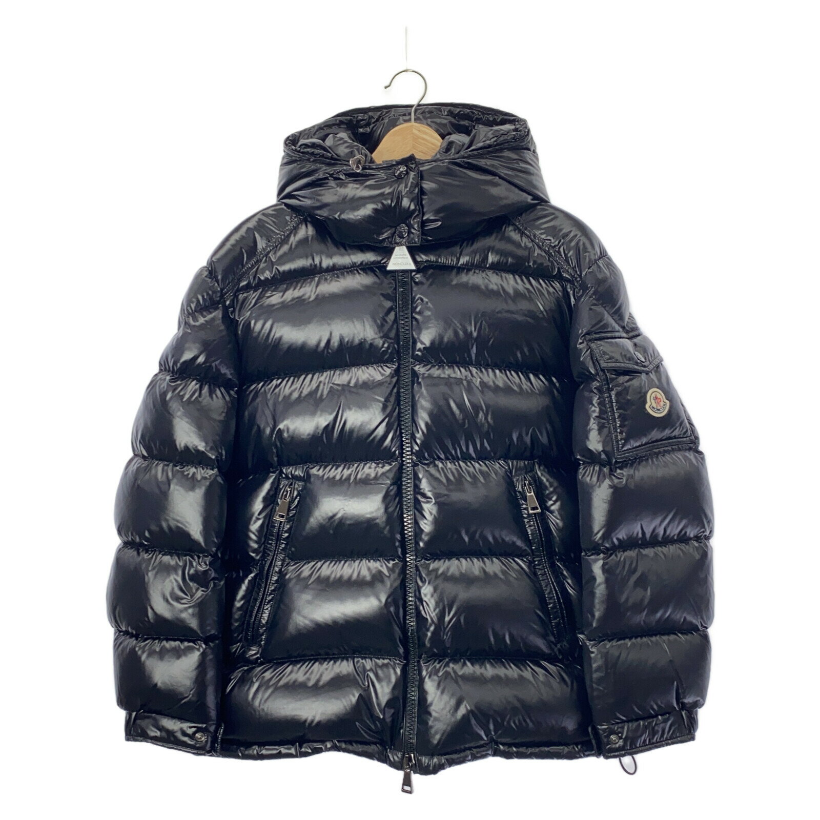 N[ MONCLER _EWPbg _EWPbg ߗi AE^[ iC Y fB[X ubNn 1A00142689509993 yViz