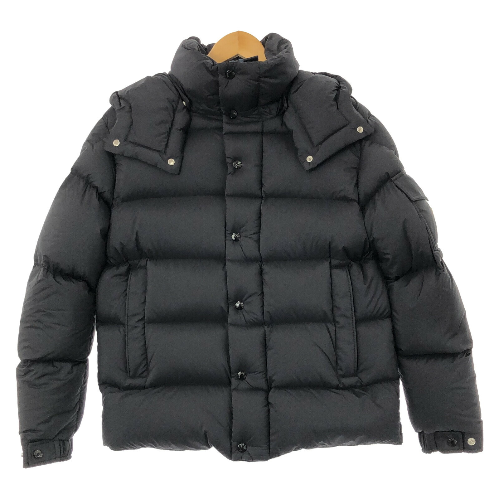 N[ MONCLER VEZERE _EWPbg _EWPbg ߗi AE^[ |GXe fB[X ubNn 1A00044533339991 yViz