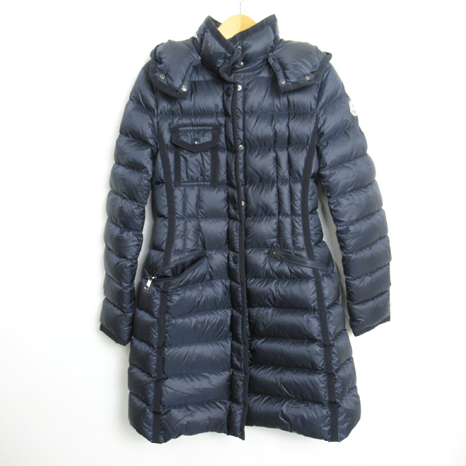 N[ MONCLER O_E _EWPbg ߗi AE^[ iC fB[X lCr[n HERMINEGIUBBOTTO yÁz