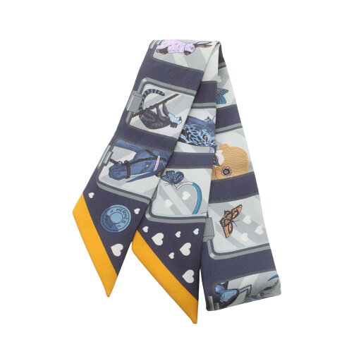 【15%OFFクーポン対象】エルメス HERMES ツイリー HERMES STORY スカーフ 衣料品 シルク シルク レディース ネイビー系 / マルチカラー H063875S06 【中古】 【15%OFFクーポン対象】エルメス HERMES ツイリー HERMES STORY スカーフ 衣料品 シルク シルク レディース ネイビー系 / マルチカラー H063875S06 【中古】