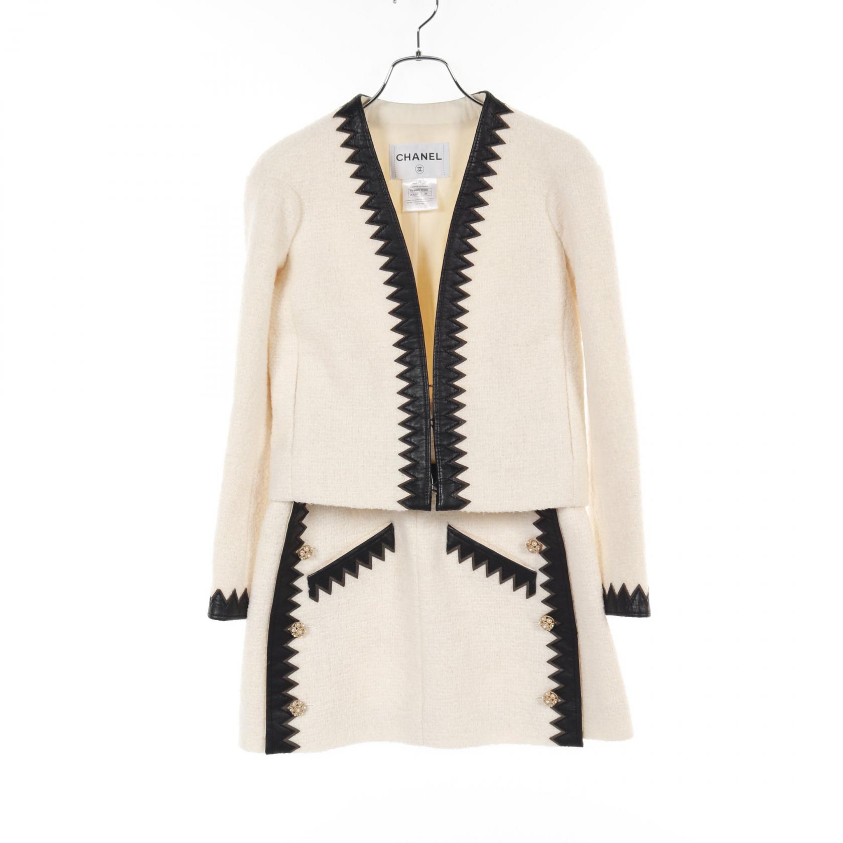 シャネル CHANEL パールボタン セットアップ 衣料品 ウール モヘヤ レディース アイボリー系 / ブラック系 P51899V36958 【中古】