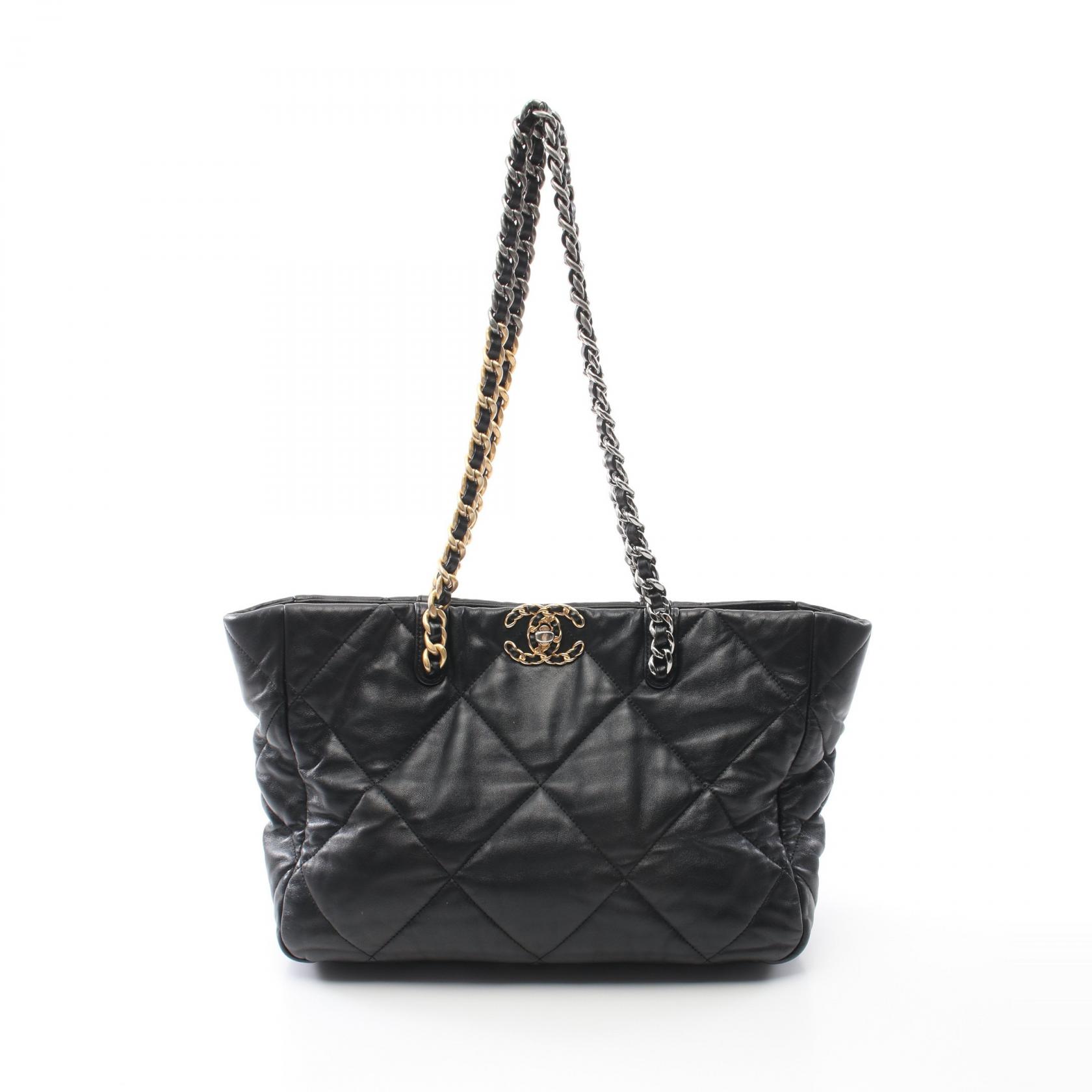 【13%OFFクーポン対象】シャネル CHANEL CHANEL19 マトラッセ トートバッグ バッグ ラムスキン(羊革) レディース ブラック系 AS3660 【中古】