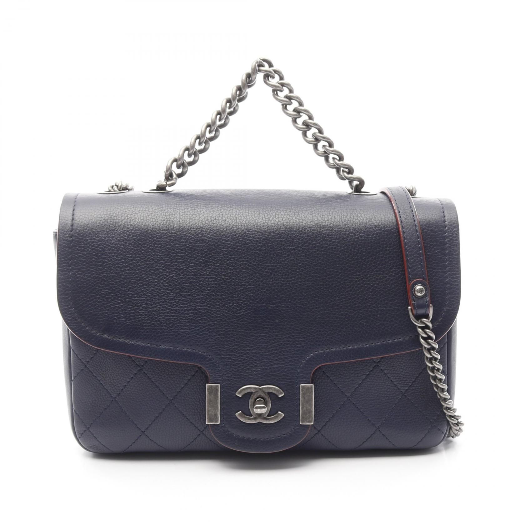 シャネル CHANEL マトラッセ ショルダーバッグ バッグ レザー レディース ネイビー系 【中古】