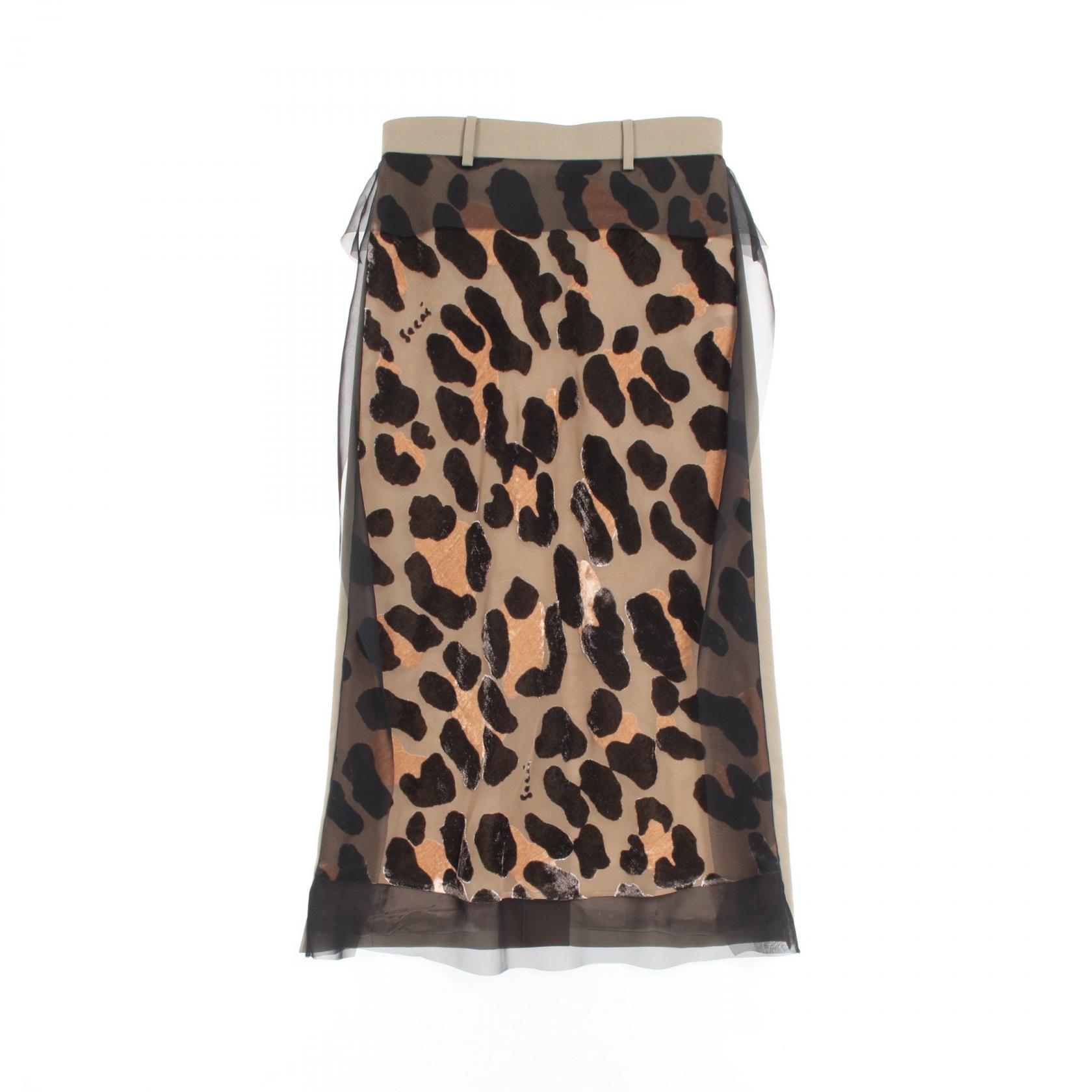 【5％OFFクーポン対象】サカイ Sacai スカート 衣料品 ボトムス ウール ポリエステル レディース カーキ系 / ベージュ系 / ブラック系 22-06134 【中古】のサムネイル