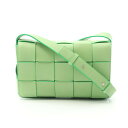 【5%OFFクーポン対象】ボッテガヴェネタ BOTTEGA VENETA カセット クロスボディ マキシイントレチャート ショルダーバッグ バッグ レザー レディース グリーン系 【中古】