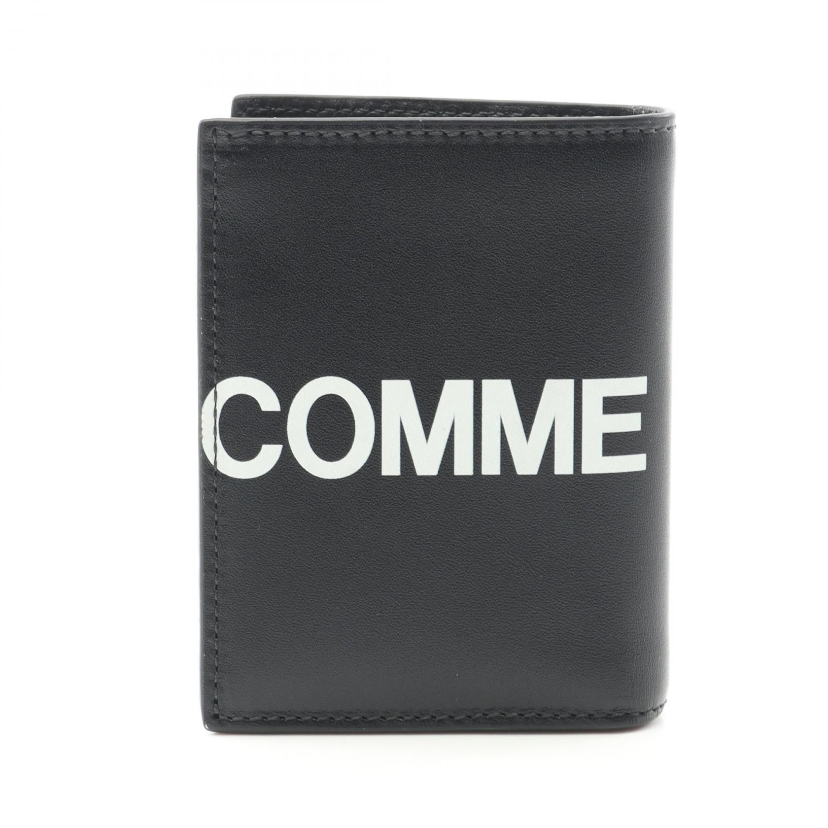 【10％OFFクーポン対象】コムデギャルソン COMME des GARCONS 二つ折り財布 財布 レザー メンズ レディース ブラック系 SA0641HL 【新品】