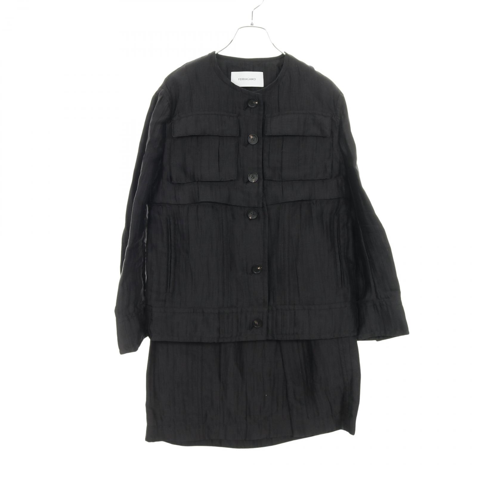 【10％OFFクーポン対象】サルヴァトーレフェラガモ Salvatore Ferragamo セットアップ 衣料品 シルク レディース ブラック系 【中古】