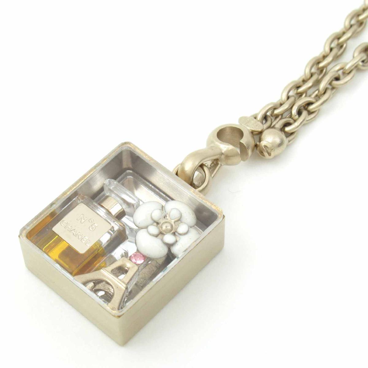 最新の激安 シャネル No 5チャーム キーチェーン レディース メタル ゴールド Chanel Brandoff ブランドオフ ブランド キーホルダー キーケース おしゃれ Antofagastaen100palabras Cl