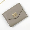 ミュウミュウ 財布（レディース） MIU MIU ミュウミュウ 折り財布 レザー スクエアウォレット グレージュ 5MH040 2DT7 F0572