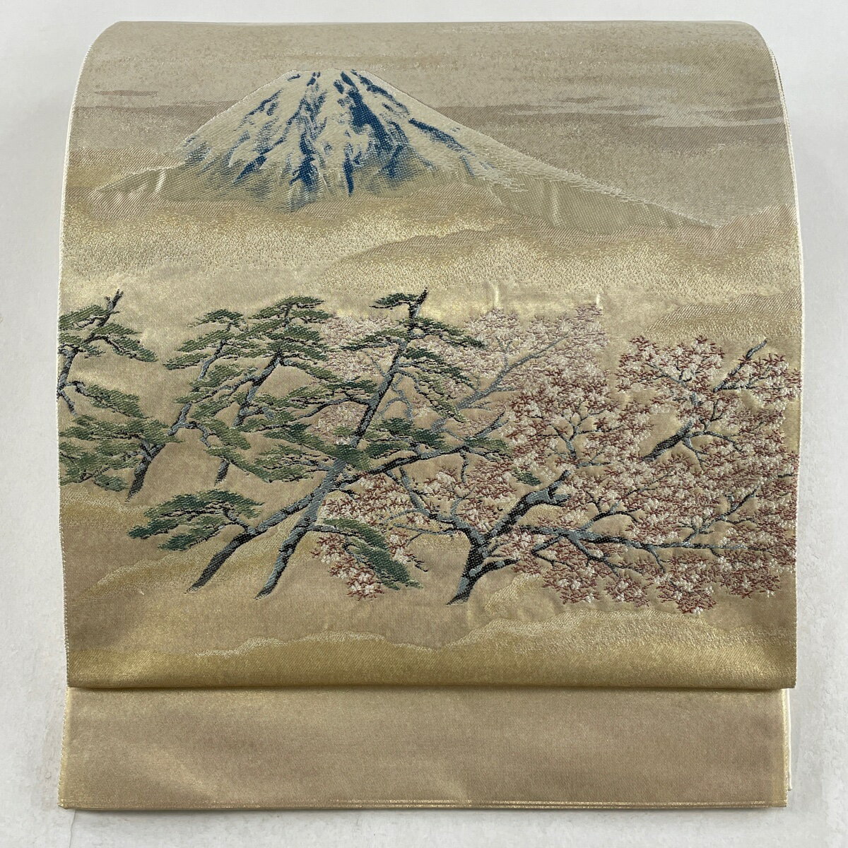 袋帯 美品 名品 横山大観 落款あり 遠山 枝花 金糸 箔 金色 お太鼓柄 正絹 【中古】のサムネイル