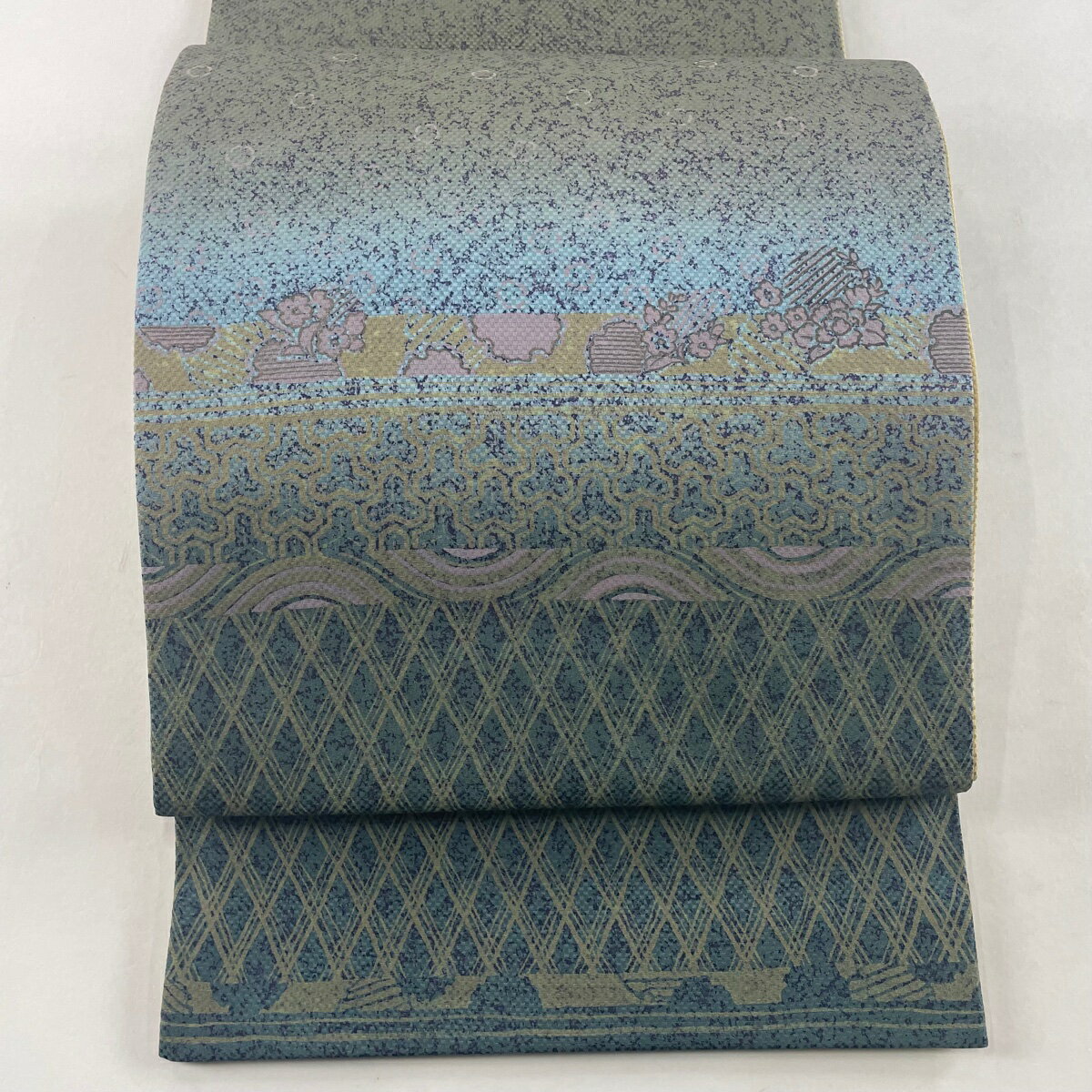 袋帯 名品 落款あり 草花 斜め格子 金彩 灰緑 お太鼓柄 正絹 【中古】 msp50