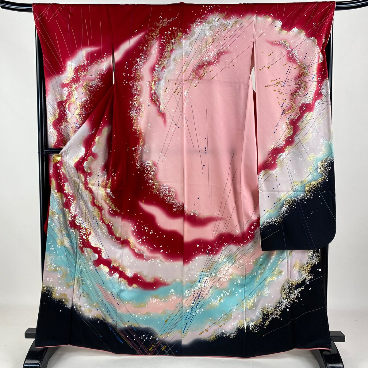 振袖 身丈167cm 裄丈69cm L 袷 幾何学模様 金銀彩 ラメ 濃ピンク 正絹 名品 【中古】