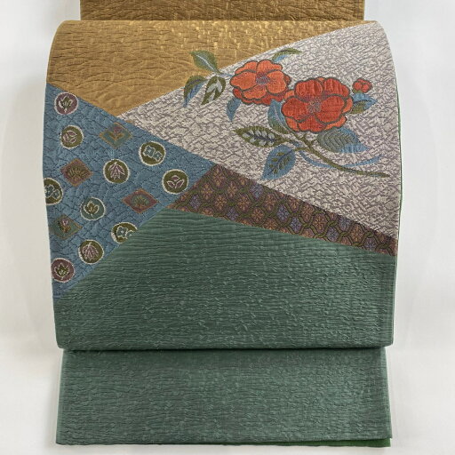 袋帯 美品 秀品 椿 網目 薄緑 お太鼓柄 正絹 【中古】 袋帯 美品 秀品 椿 網目 薄緑 お太鼓柄 正絹 【中古】