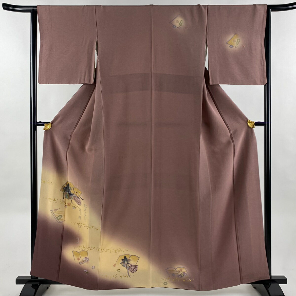 付下げ 身丈161cm 裄丈63.5cm S 袷 姫 冊子 金彩 ぼかし 小豆色 正絹 秀品 【中古】 msp50
