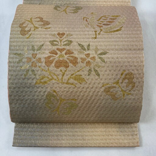 袋帯 美品 秀品 草花 蝶 箔 金糸 ピンクベージュ お太鼓柄 正絹 【中古】 袋帯 美品 秀品 草花 蝶 箔 金糸 ピンクベージュ お太鼓柄 正絹 【中古】