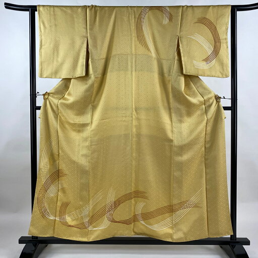 【最終値引き】 付下げ 身丈157cm 裄丈63.5cm S 袷 幾何学 地紋 金彩 ベージュ 正絹 優品 一つ紋 【中古】 msp70 【最終値引き】 付下げ 身丈157cm 裄丈63.5cm S 袷 幾何学 地紋 金彩 ベージュ 正絹 優品 一つ紋 【中古】 msp70