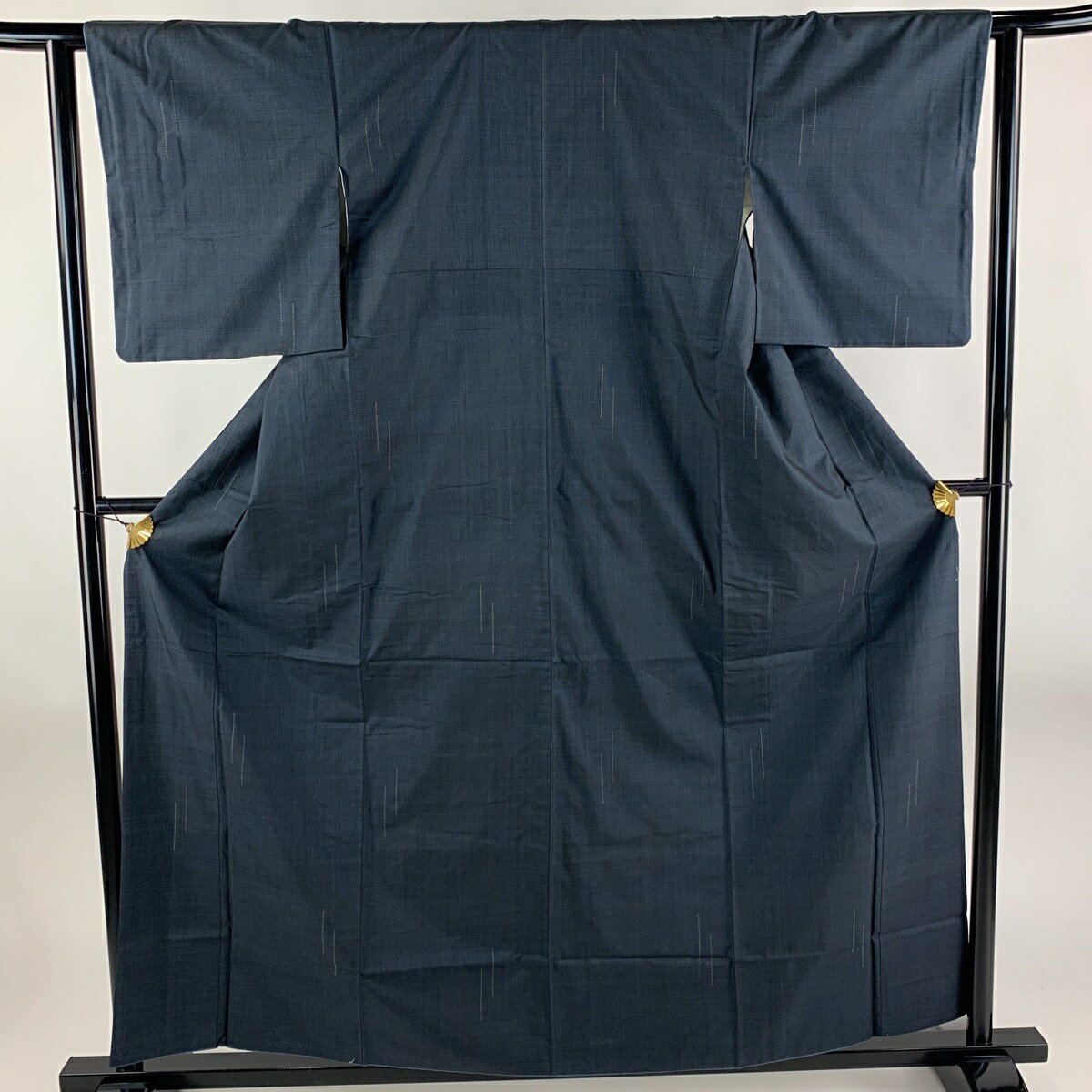 紬 身丈158cm 裄丈63cm S 袷 幾何学模様 紺色 正絹 美品 優品 【中古】