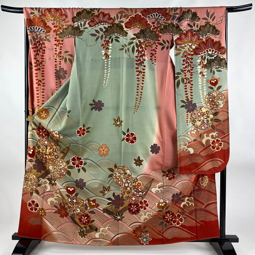 振袖 身丈165cm 裄丈65cm M 袷 扇 貝桶 金糸 金彩 薄小豆 正絹 名品 【中古】 振袖 身丈165cm 裄丈65cm M 袷 扇 貝桶 金糸 金彩 薄小豆 正絹 名品 【中古】