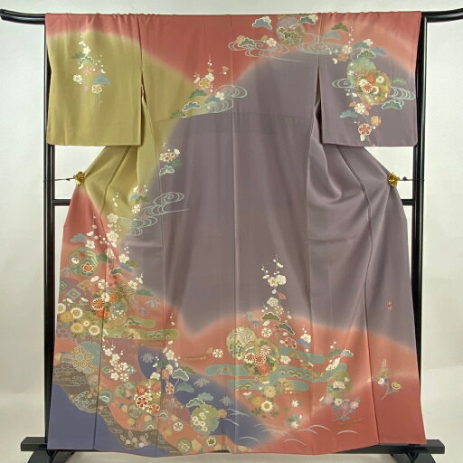 訪問着 身丈159cm 裄丈66.5cm M 袷 落款あり 雪輪 松竹梅 金糸 金彩 ピンク 正絹 名品 【中古】 訪問着 身丈159cm 裄丈66.5cm M 袷 落款あり 雪輪 松竹梅 金糸 金彩 ピンク 正絹 名品 【中古】