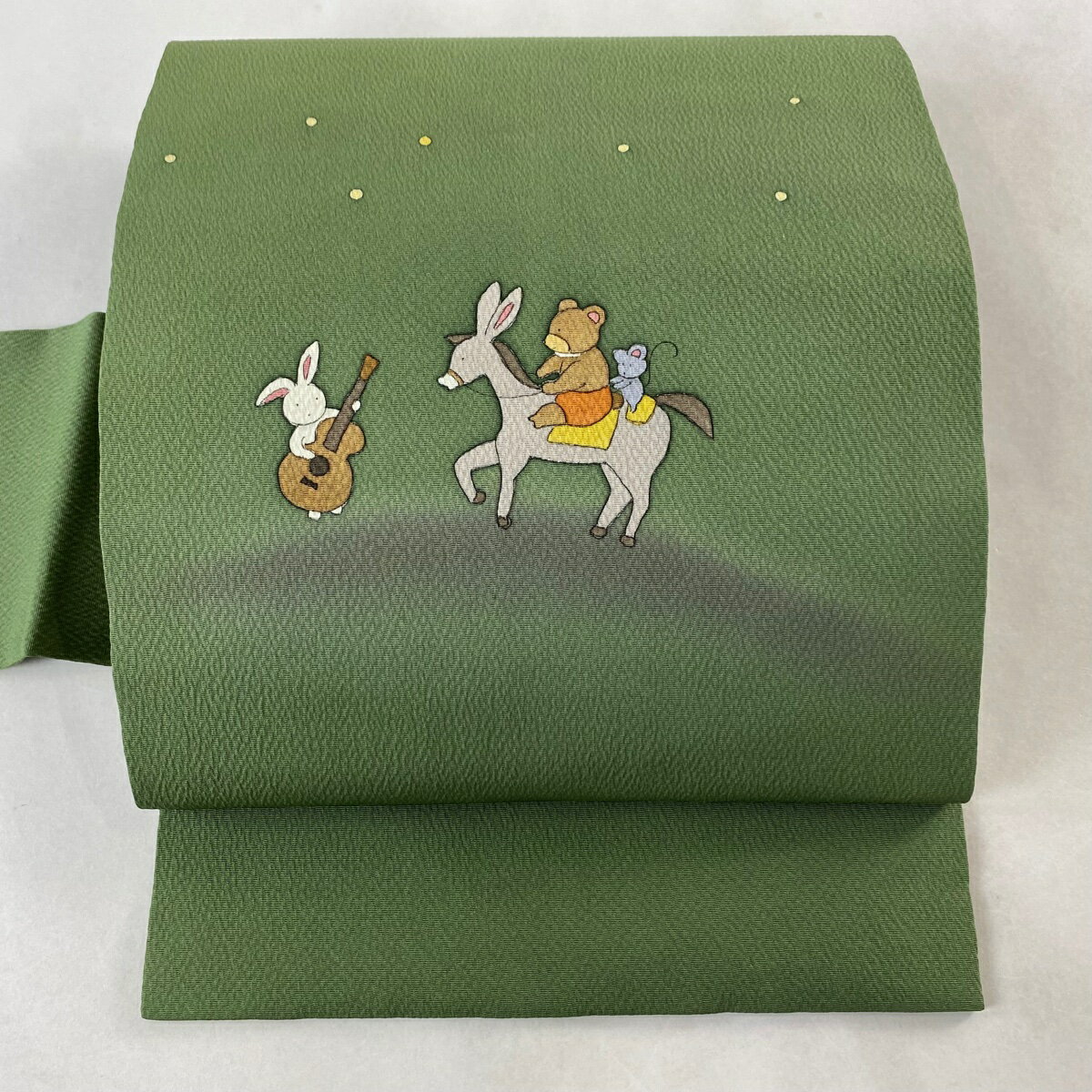 名古屋帯 美品 逸品 落款あり 動物 楽器 縮緬 緑 正絹 【中古】 msp30