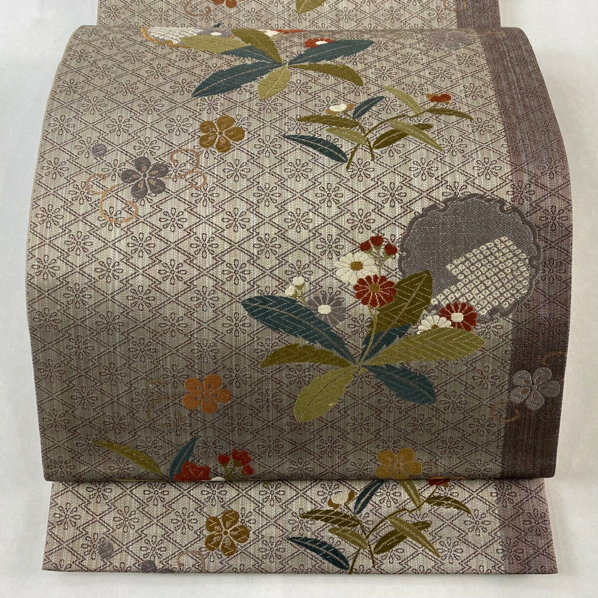 袋帯 美品 名品 雪輪 秋草 刺繍 箔 薄小豆 全通 正絹 【中古】