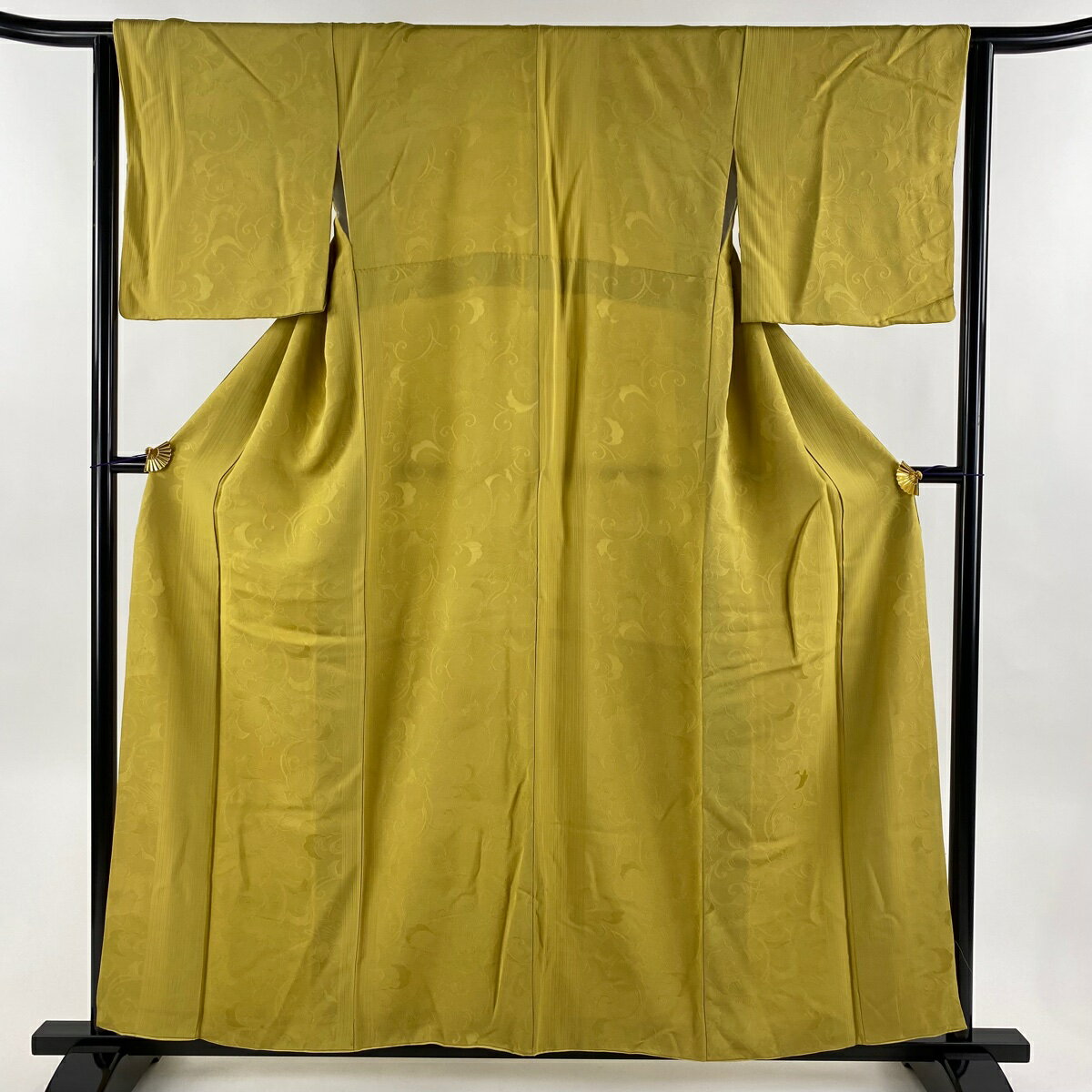 色無地 身丈158cm 裄丈65cm M 袷 地紋 からし色 正絹 美品 秀品 【中古】 msp30